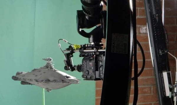 robotic-arm-lenses